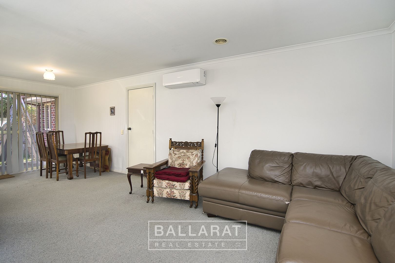 2/512 Windermere Street, Redan VIC 3350, Image 2