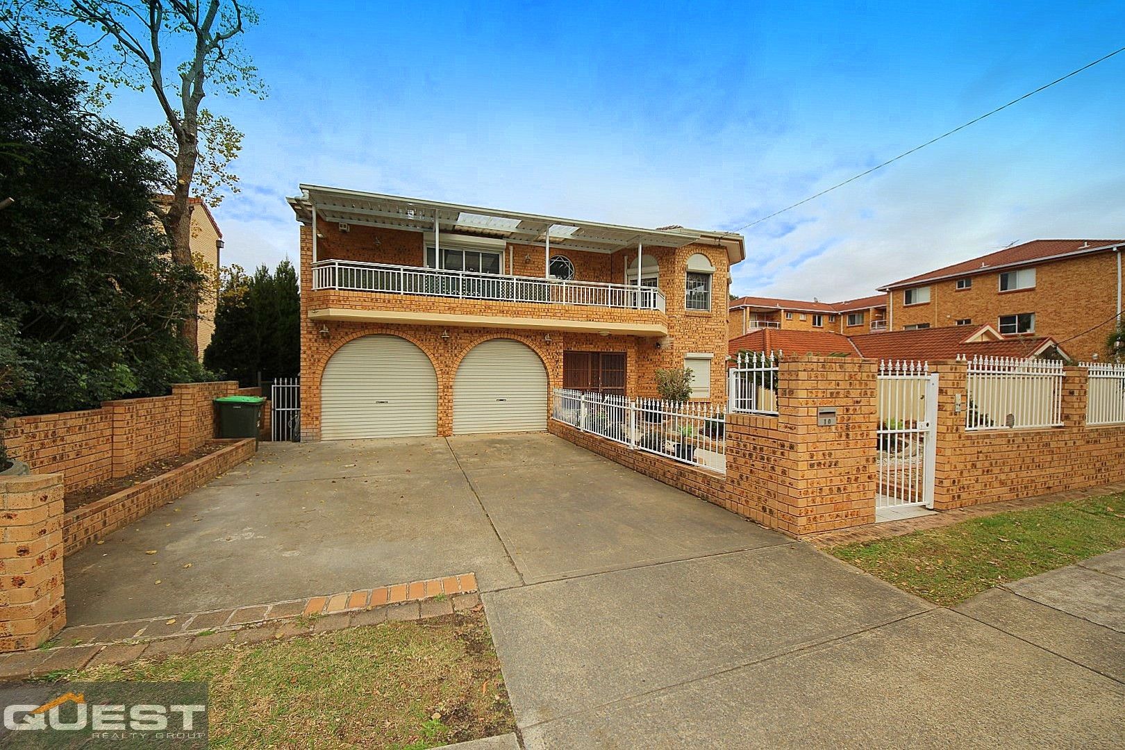 5 bedrooms House in 10 Gordon Street BANKSTOWN NSW, 2200
