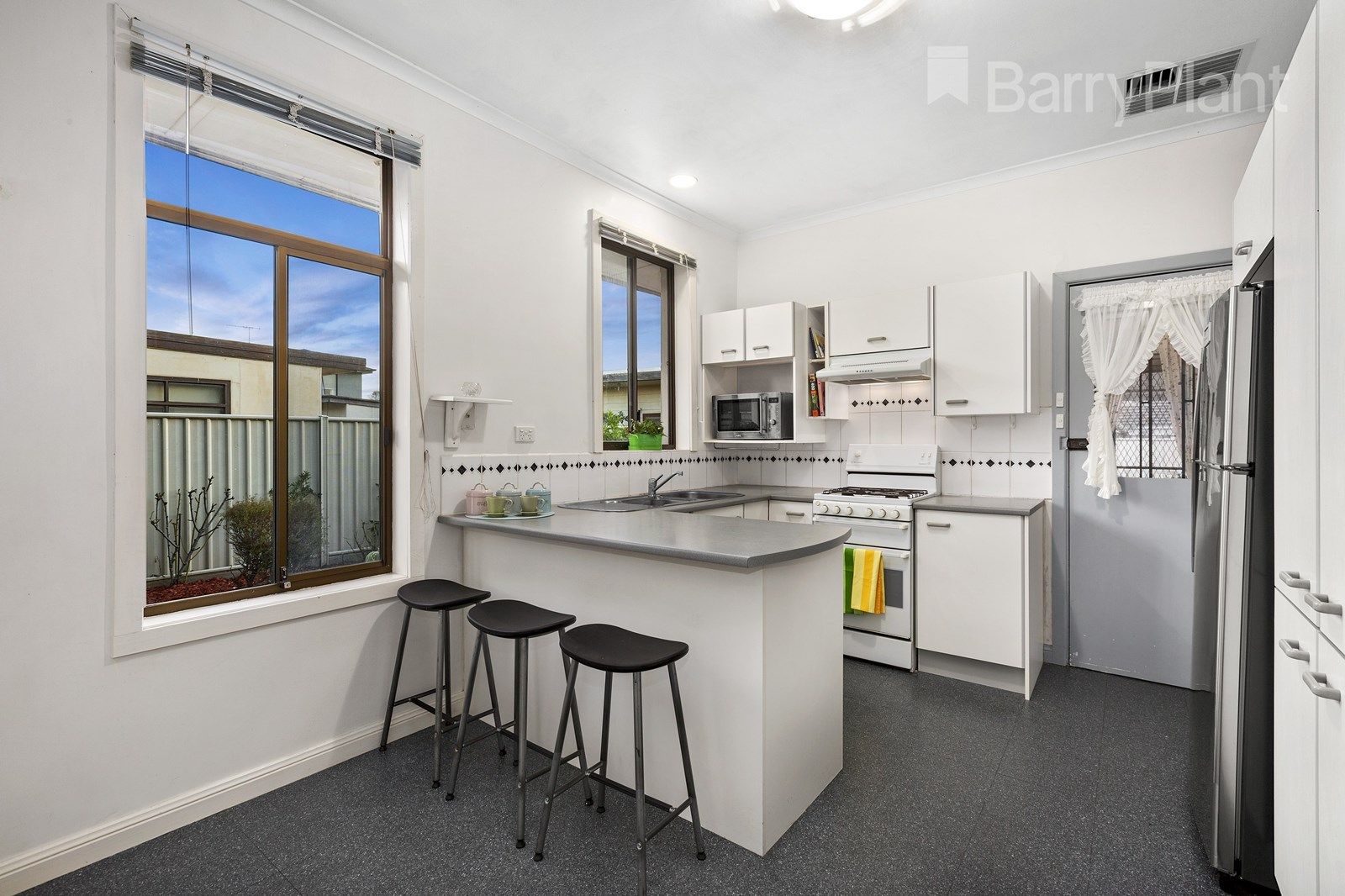 5 Wau Street, Heidelberg West VIC 3081, Image 2