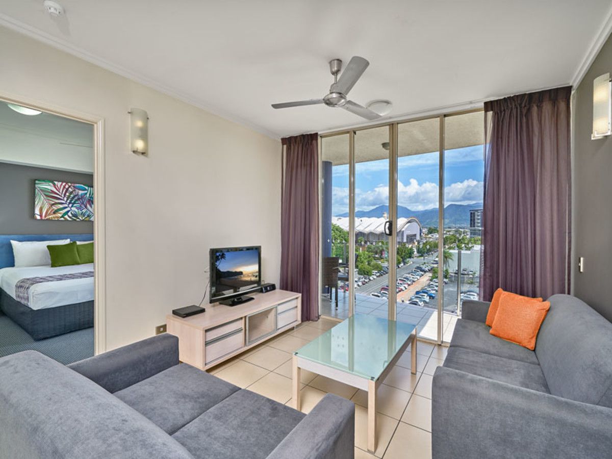 304/6 Lake Street, Cairns QLD 4870, Image 2