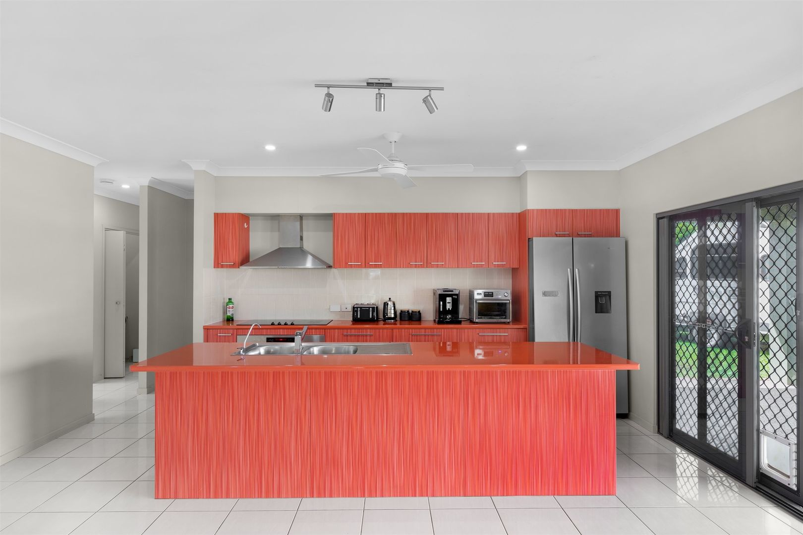 39 Flagstone Terrace, Smithfield QLD 4878, Image 2