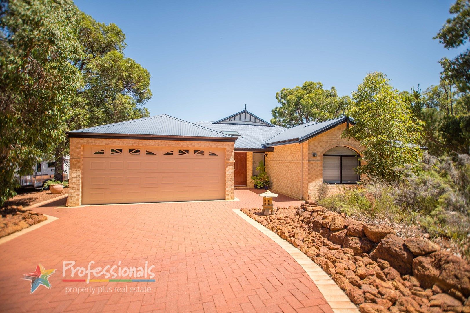 33 Frances Gregory Drive, Bedfordale WA 6112, Image 0