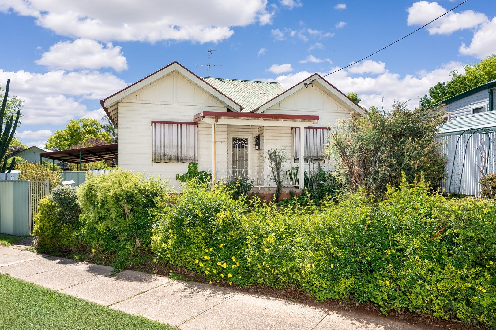 39 Sunshine Avenue, Turvey Park NSW 2650, Image 0