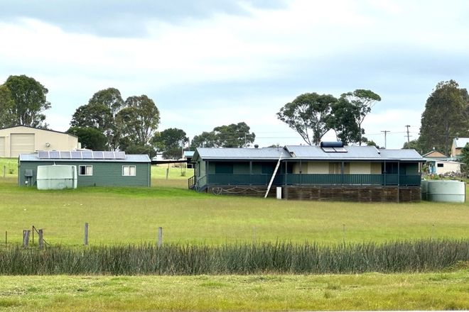 Picture of 1B Glenduart Grove, MORUYA NSW 2537