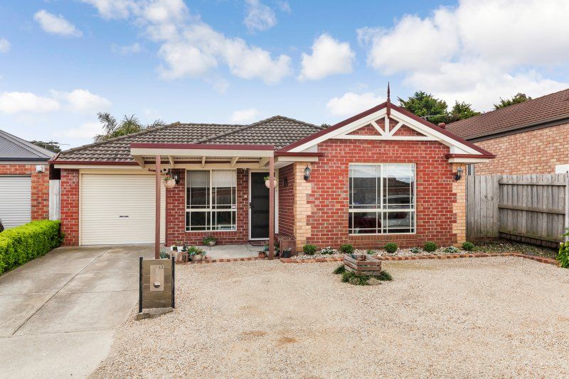 13 Alan Drive, Wallan VIC 3756