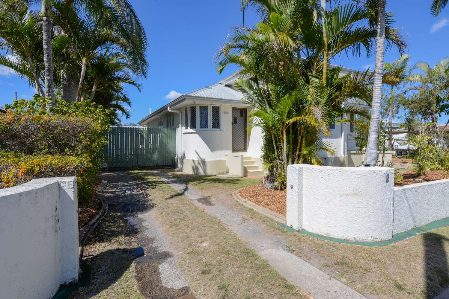 1 & 2/86 Burnett Street, Bundaberg South QLD 4670, Image 1