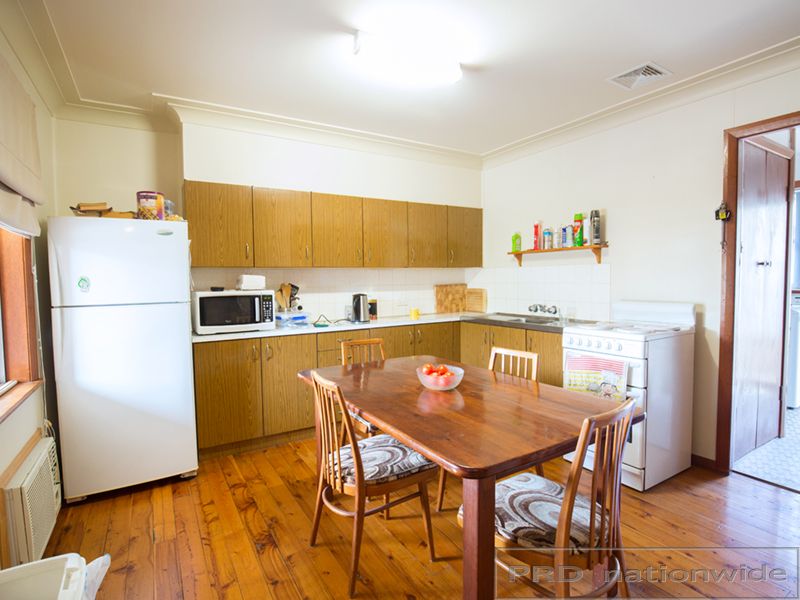 2/28 Cumberland St, EAST MAITLAND NSW 2323, Image 1