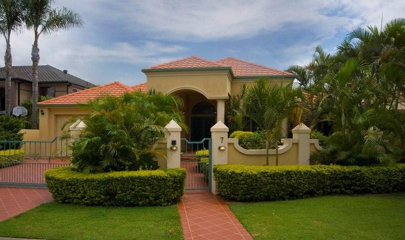 7 Montevideo Drive, Clear Island Waters QLD 4226