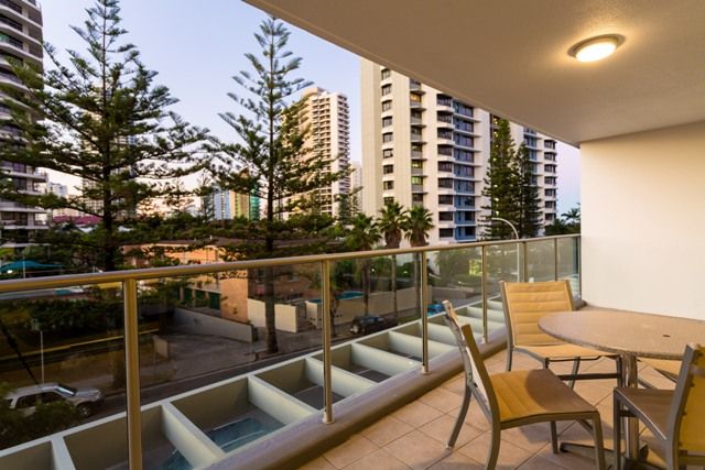 2 bedrooms Apartment / Unit / Flat in  SURFERS PARADISE QLD, 4217