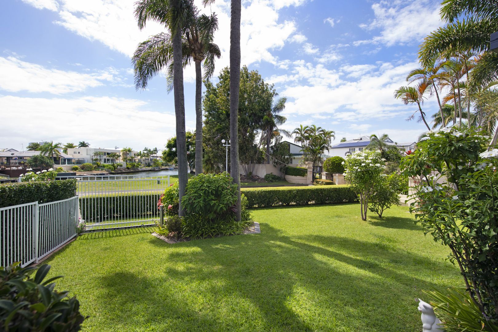 21 Portobello Drive, Mermaid Waters QLD 4218 Domain