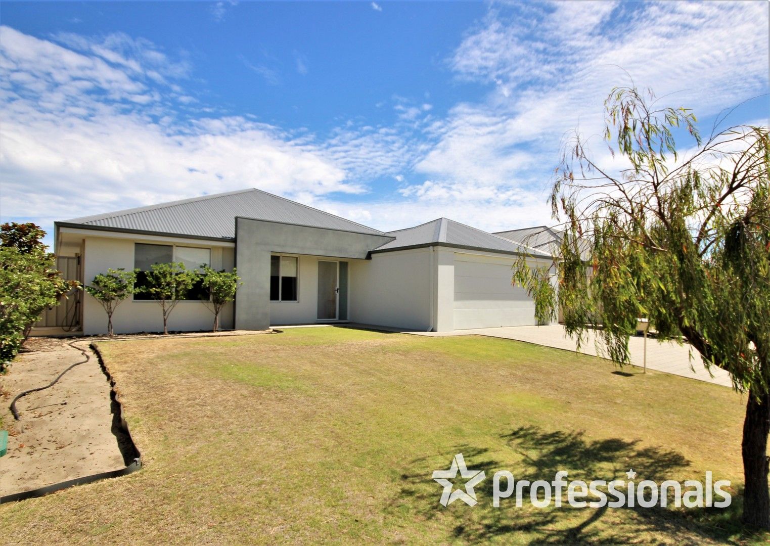 30 Supanova Lane, Australind WA 6233, Image 0