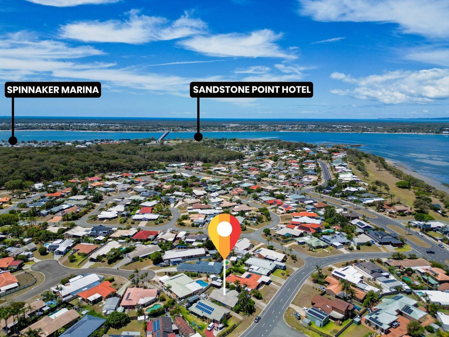 3 bedrooms House in 18 Lachlan Crescent SANDSTONE POINT QLD, 4511