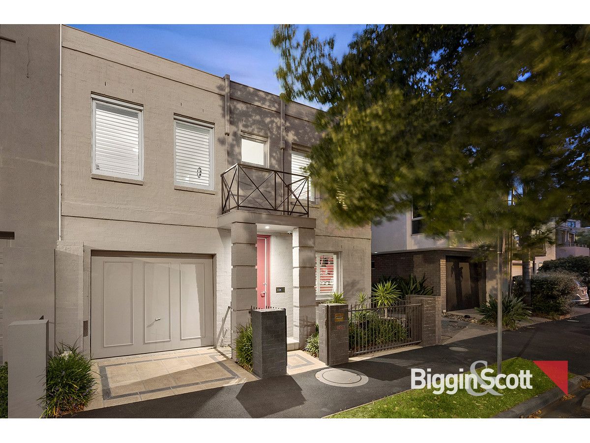 335 Canterbury Road, St Kilda West VIC 3182, Image 2