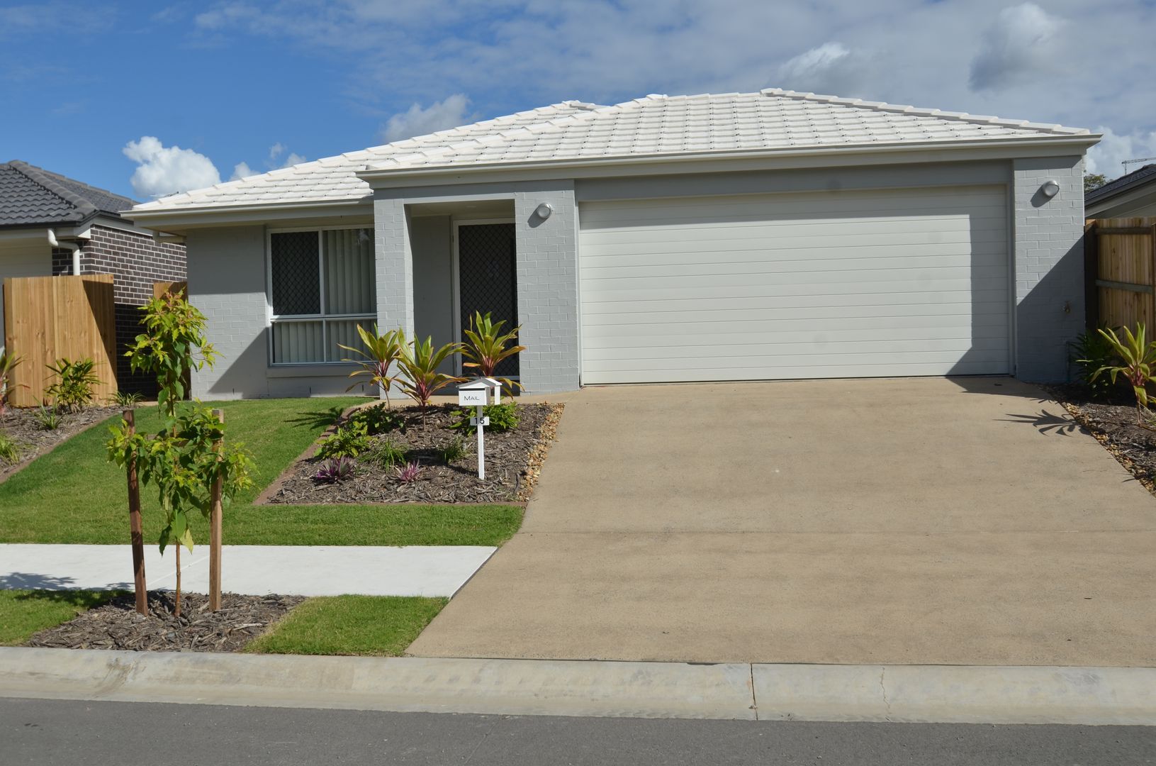 4 bedrooms House in 15 Claussen BROWNS PLAINS QLD, 4118