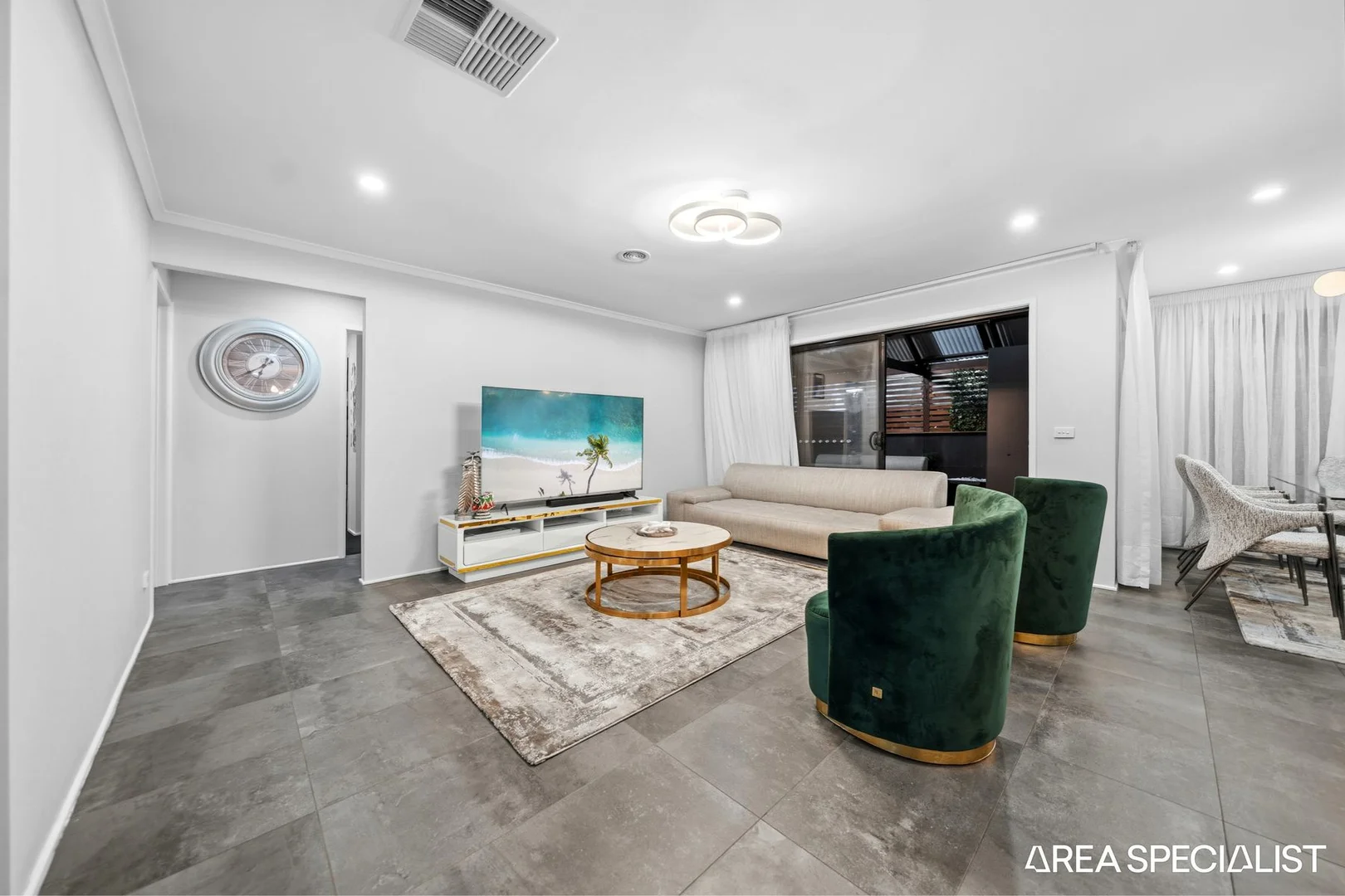 Additional image 8 of 12 Essex Court, Cranbourne East VIC 3977