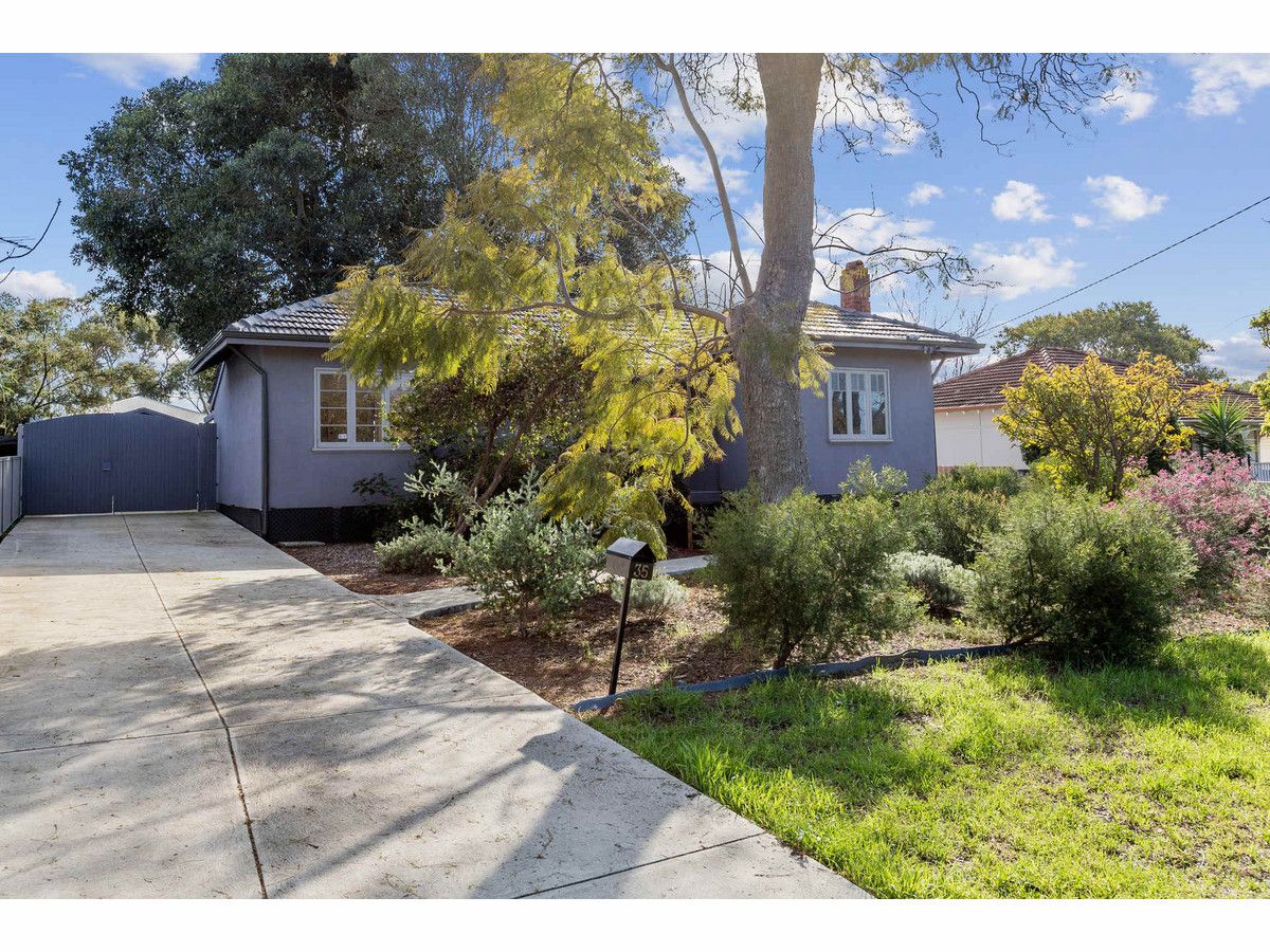 3 bedrooms House in 35 Ougden Way MEDINA WA, 6167