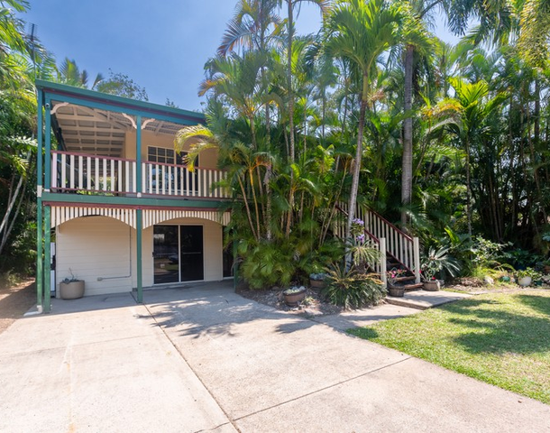 10 Solway Avenue, Cannonvale QLD 4802