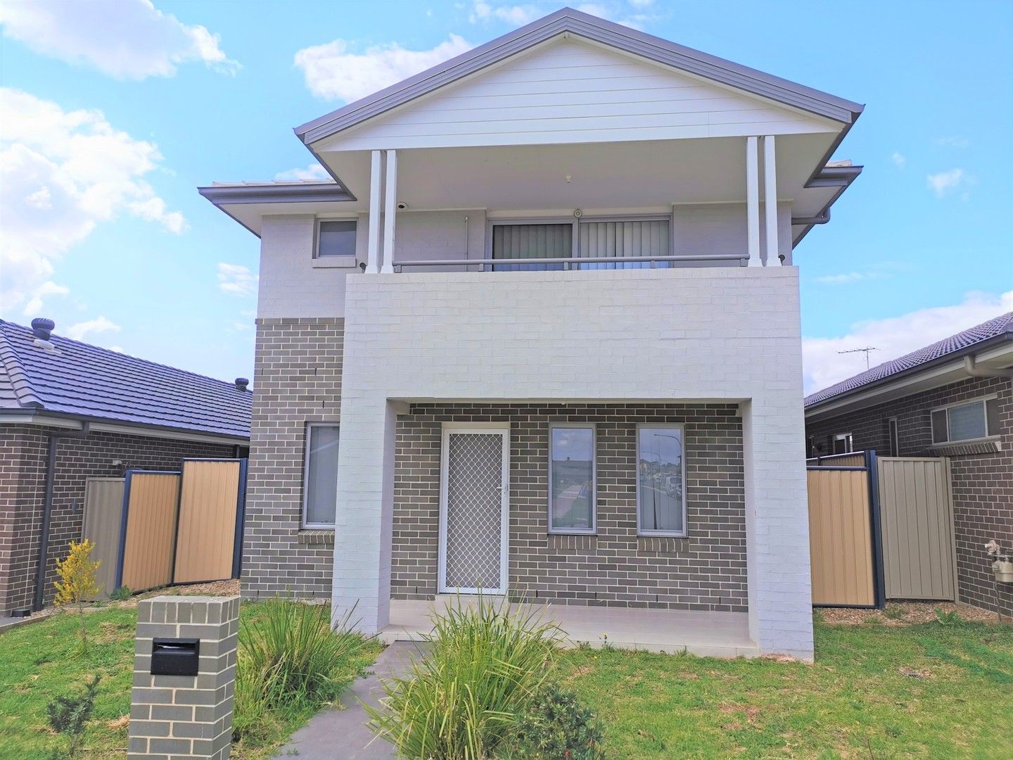 4 bedrooms House in 78 Passendale Road EDMONDSON PARK NSW, 2174