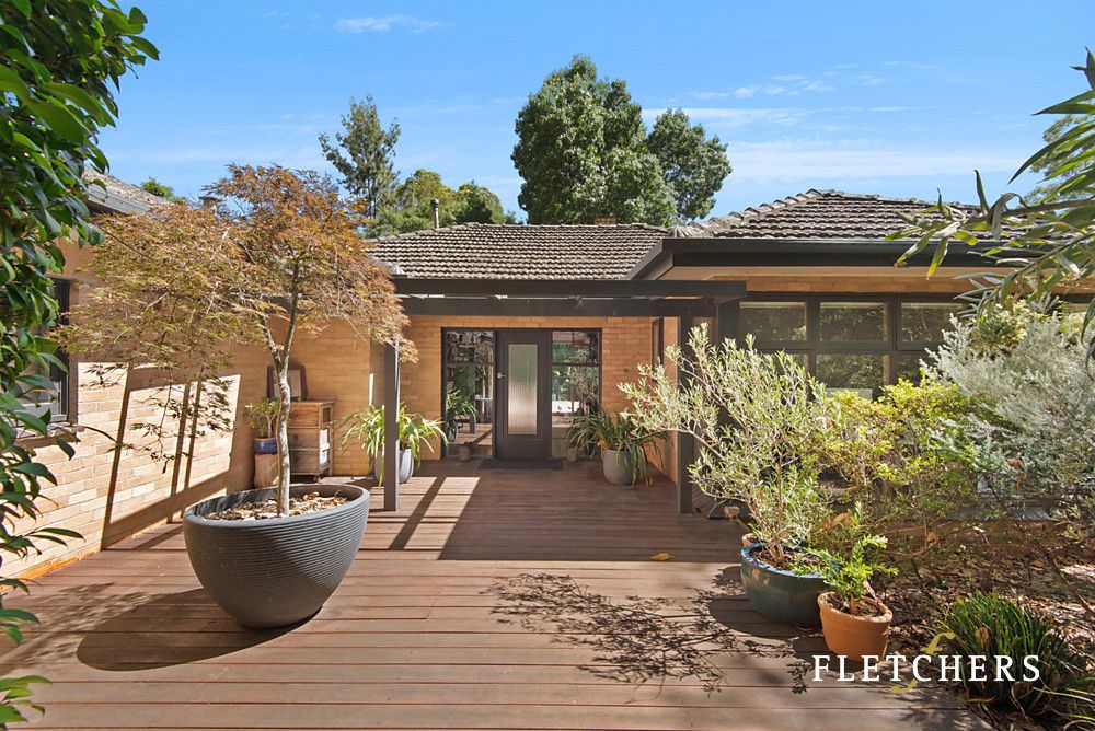 3 bedrooms House in 21 Jeffery Street BLACKBURN VIC, 3130