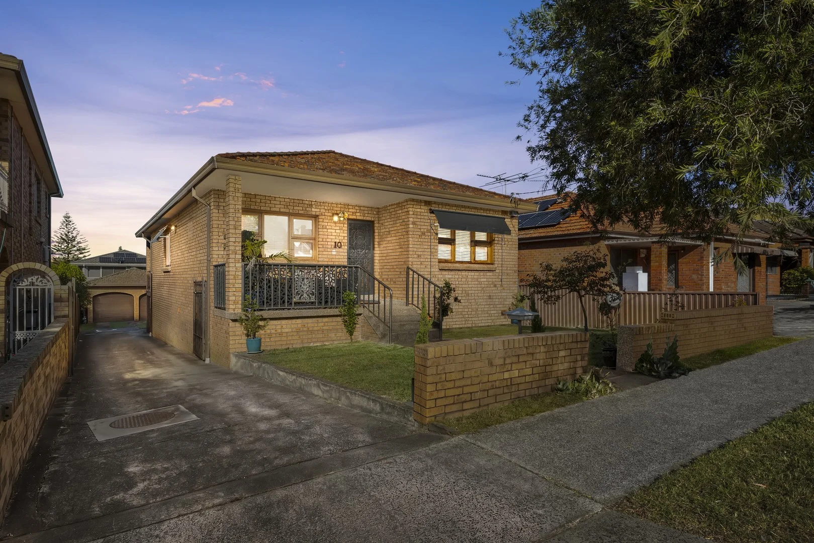 Primary image of 10 Farr Street, Banksia NSW 2216