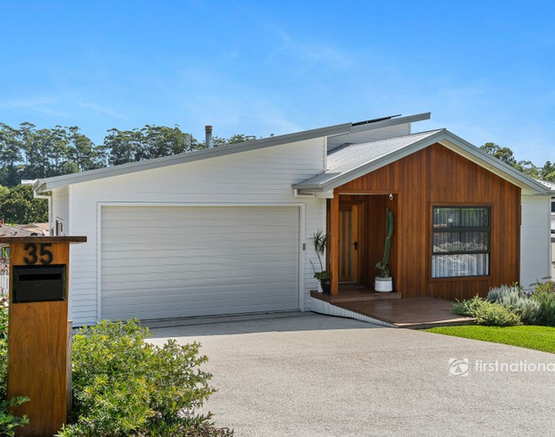 35 Springfield Drive, Mollymook NSW 2539