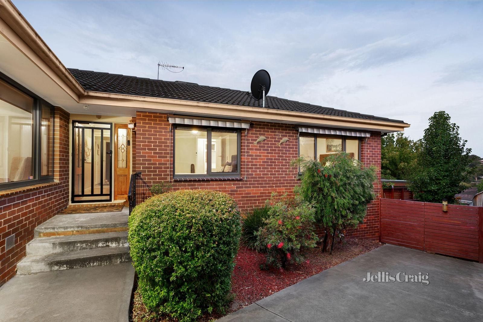 62 Pinehills Drive, Greensborough VIC 3088, Image 1