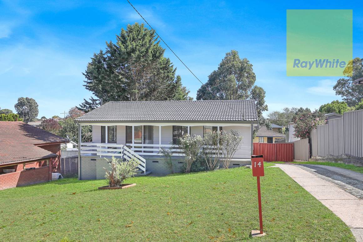 Picture of 14 Caoura Crescent, GOULBURN NSW 2580