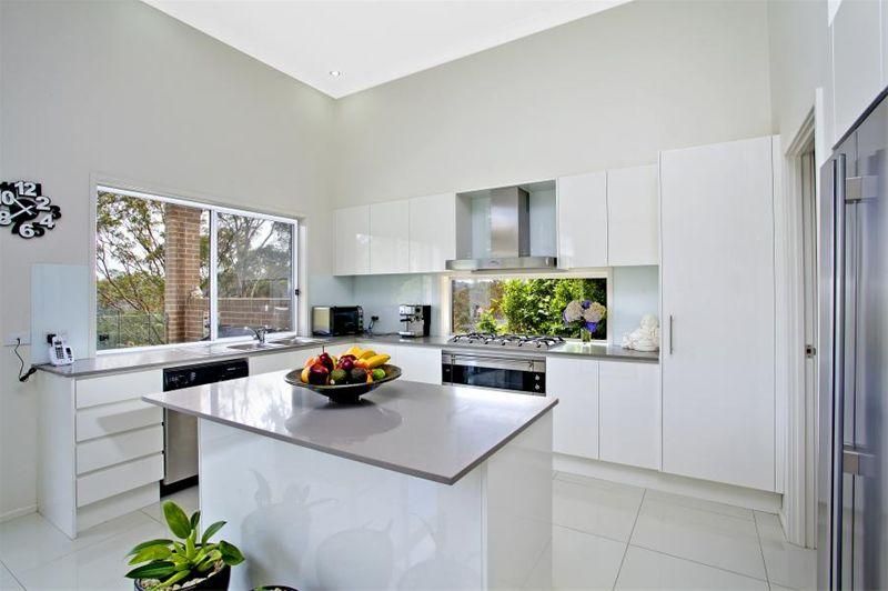 23 Peter Close, Hornsby Heights NSW 2077, Image 2