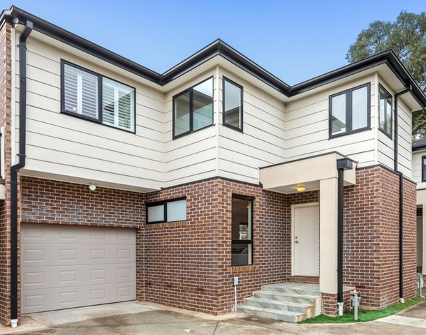 2/21 Beddows Street, Burwood VIC 3125