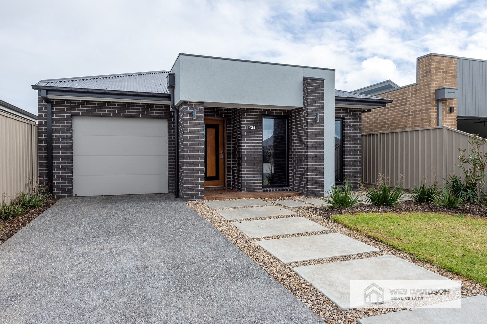 1/25 Rissmann Drive, Horsham VIC 3400, Image 0