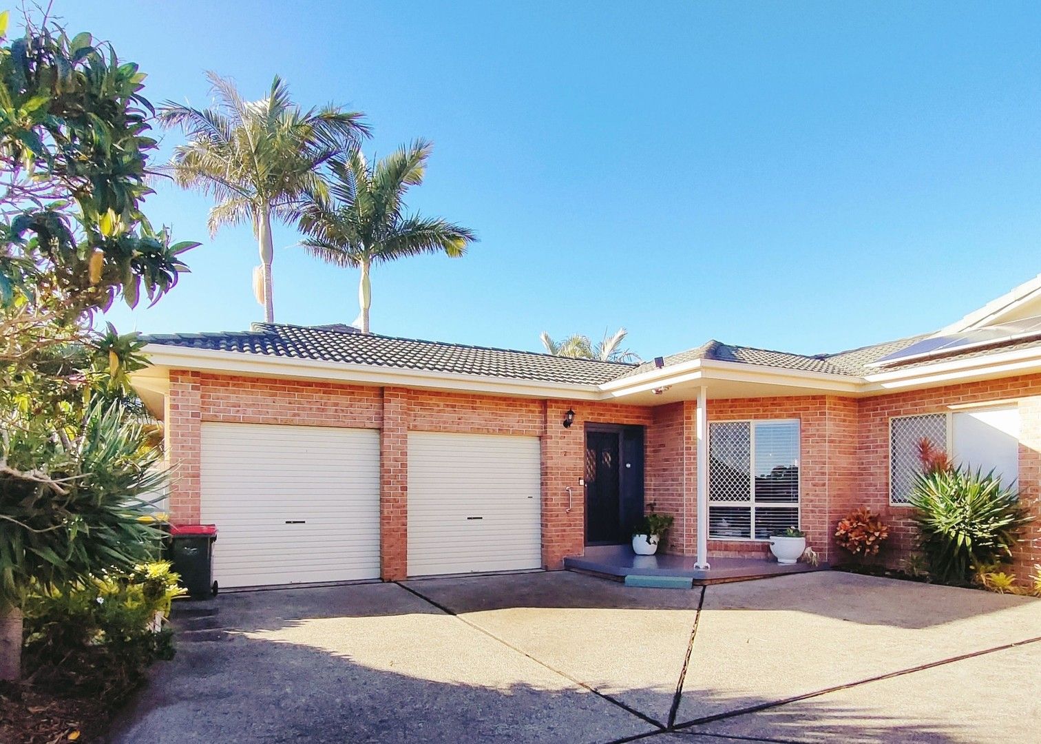 3 bedrooms Villa in UNIT 2/147 KULAROO DRIVE FORSTER NSW, 2428