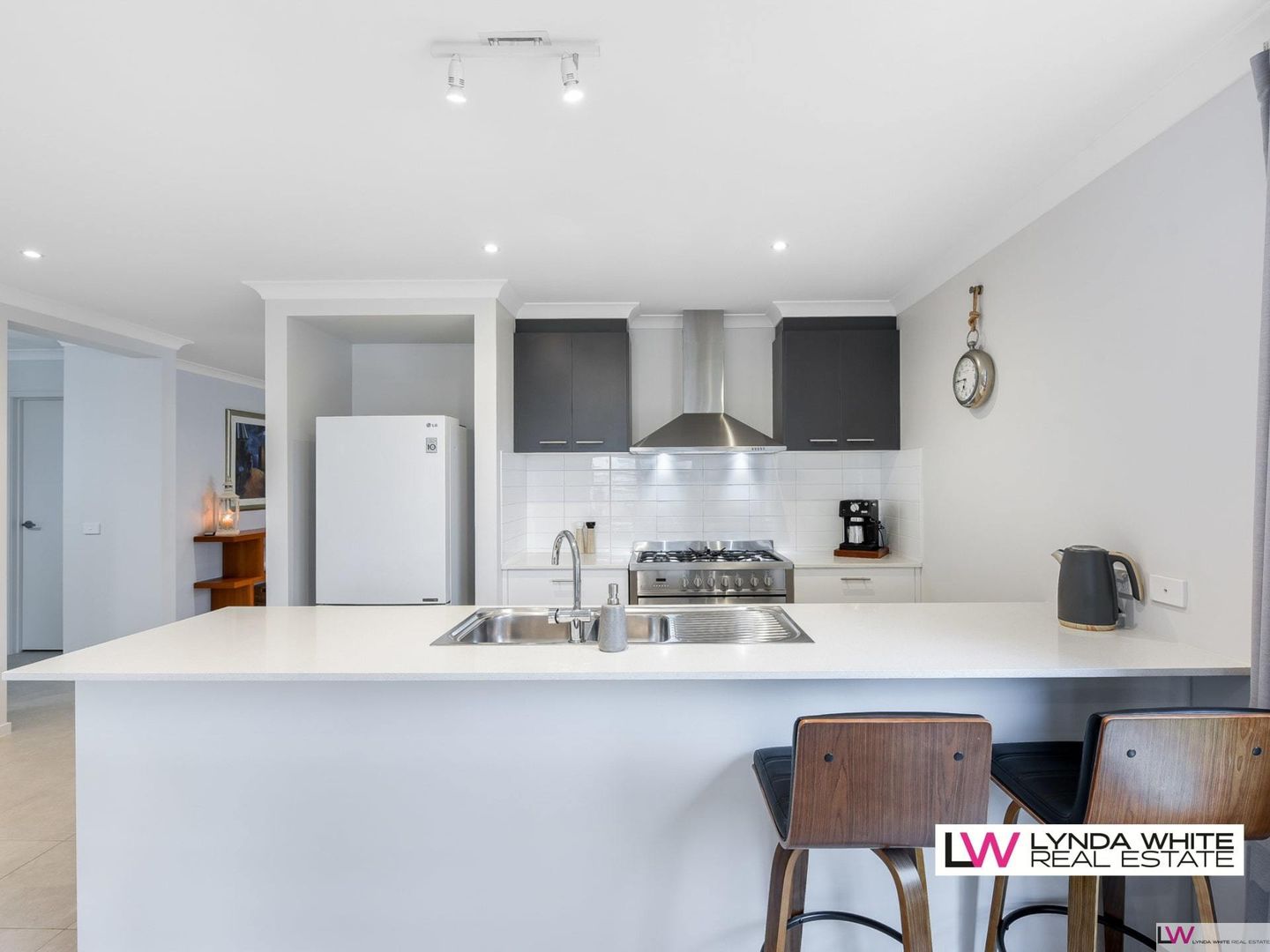 16 Seacrest Drive, Cowes VIC 3922, Image 1