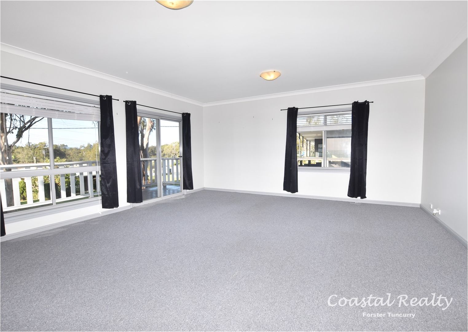 11 Warralong Street, Coomba Park NSW 2428, Image 2