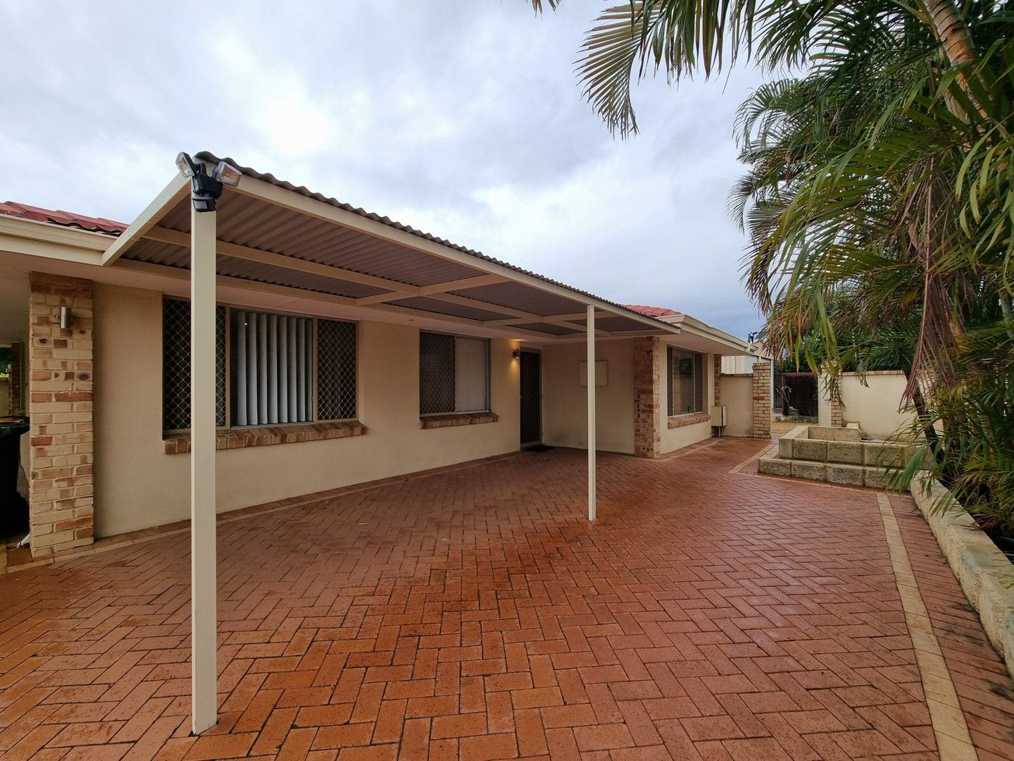 3 bedrooms House in 2 Denford Street KENWICK WA, 6107