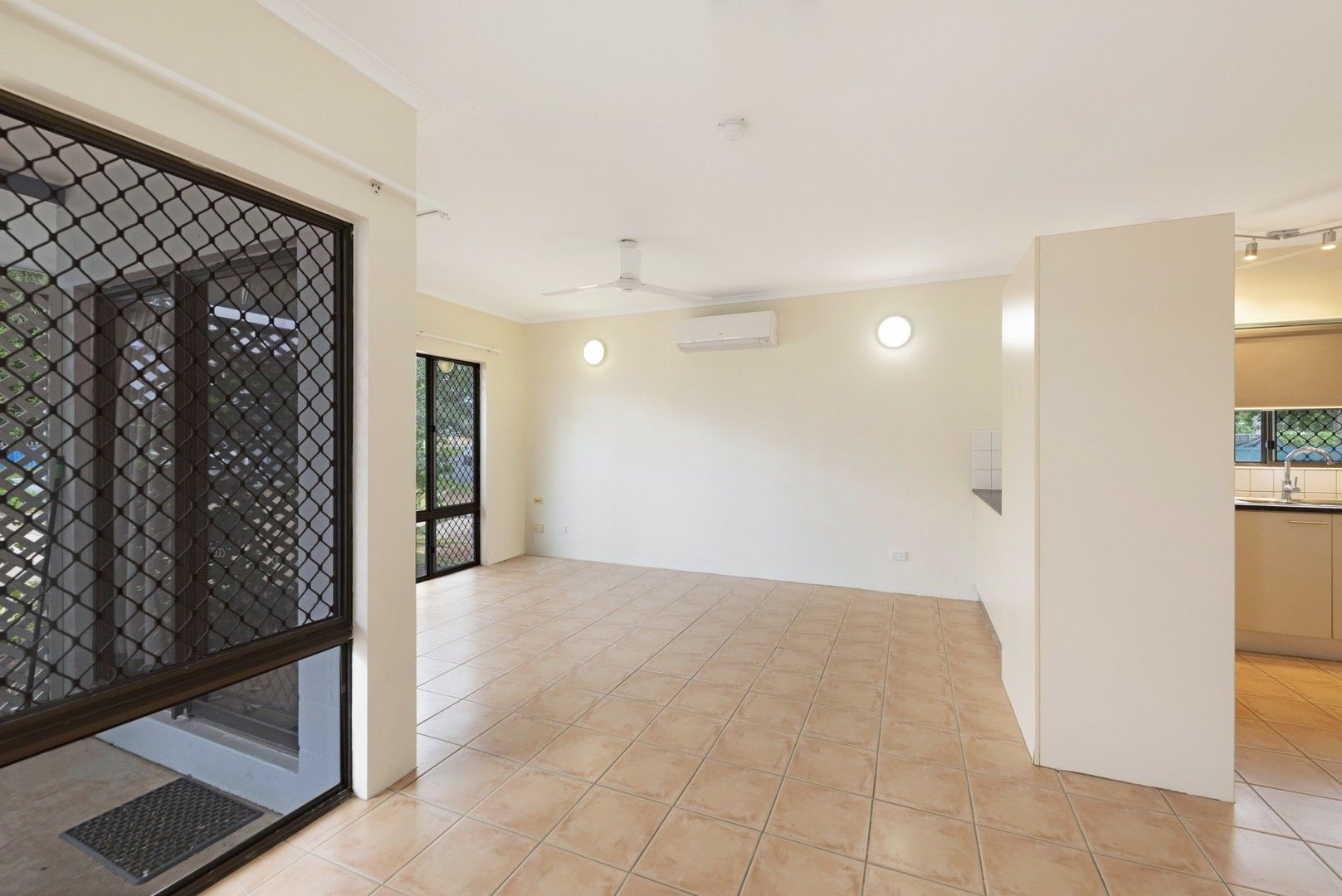 7/46 Abbott Crescent, Malak NT 0812, Image 2