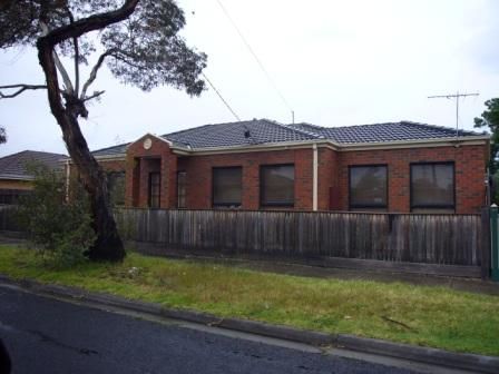 2 bedrooms House in 27 Cyclamen Avenue ALTONA NORTH VIC, 3025