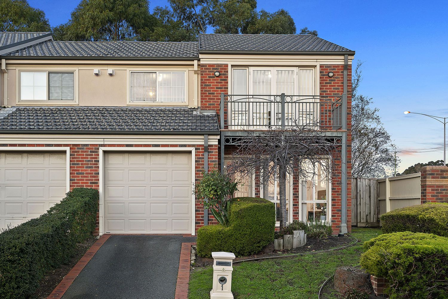 1 Kingsland Close, Dingley Village VIC 3172, Image 1