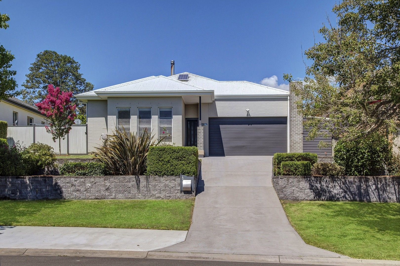 6 Tomley Street, Moss Vale NSW 2577, Image 0