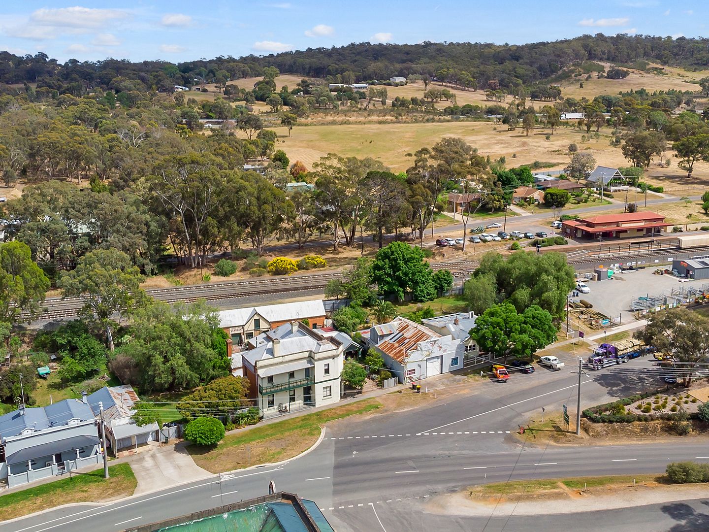 6 Main Road, Tallarook VIC 3659, Image 2