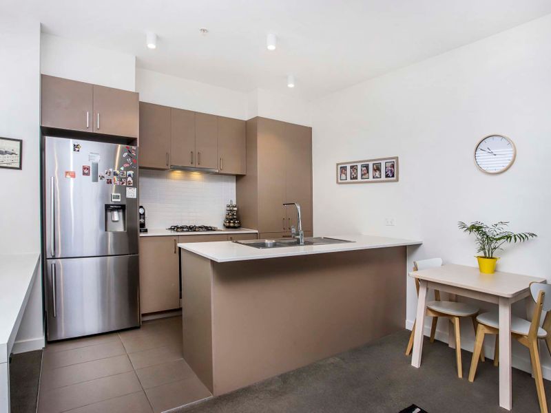 303/699A-703 Barkly Street, West Footscray VIC 3012, Image 1
