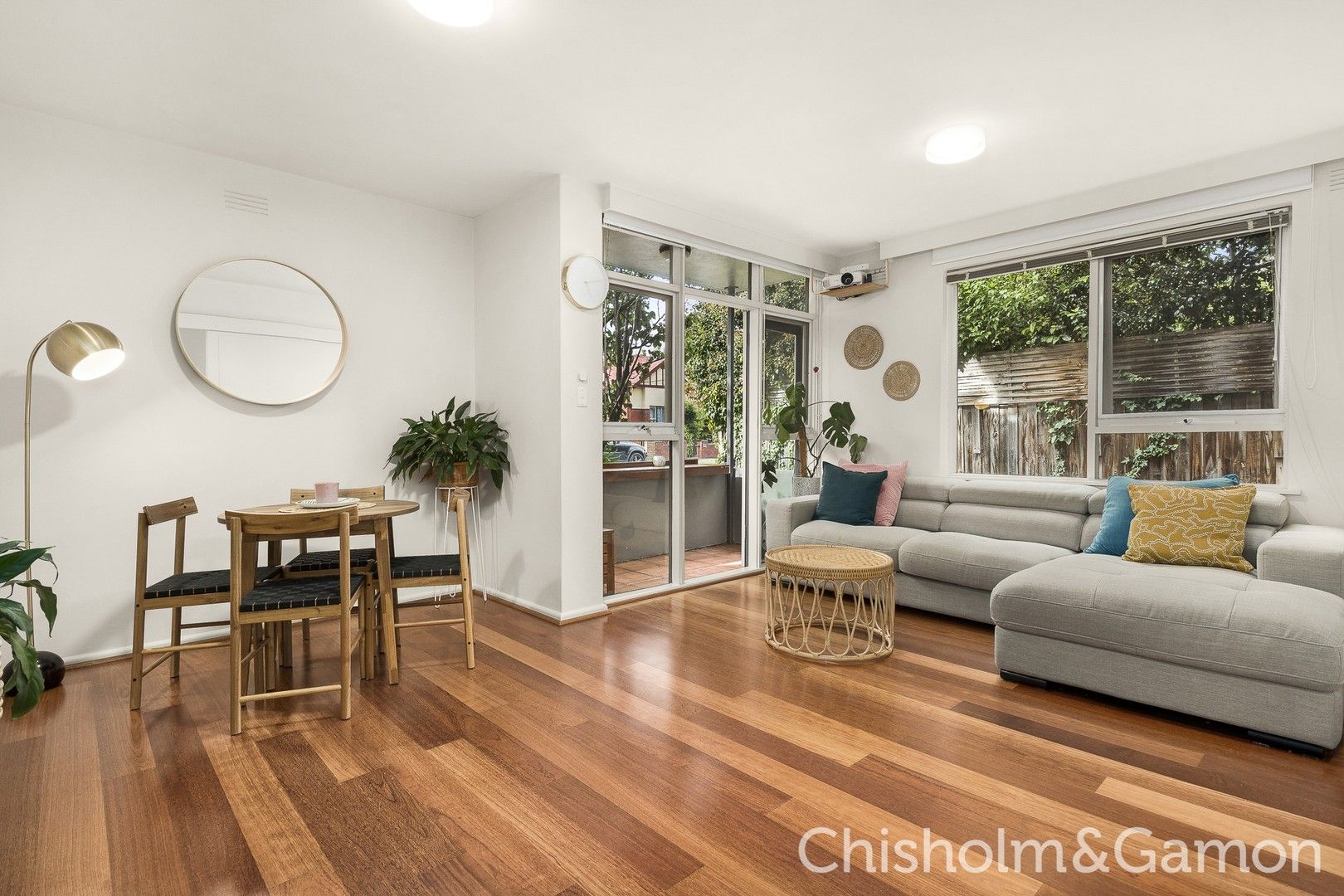 2/11 Gordon Avenue, Elwood VIC 3184, Image 0