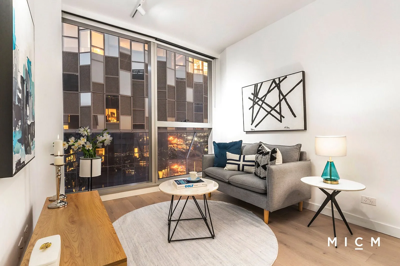 Inspired West Side Place Retreat with Sub-Penthouse Luxury - View 2