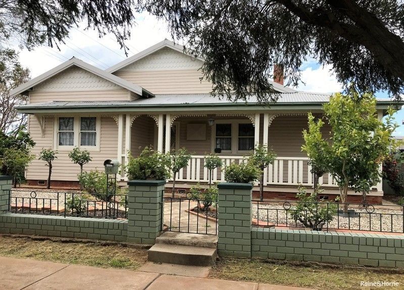 24 Grenfell Street, Parkes NSW 2870 House For Rent 420 Domain