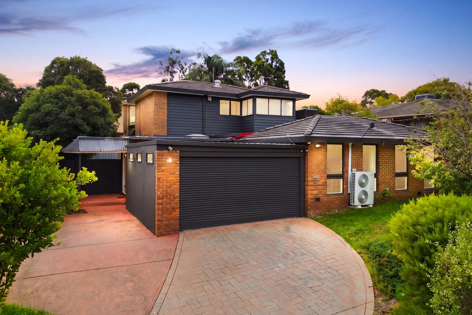 33 Warralong Avenue, Greensborough VIC 3088