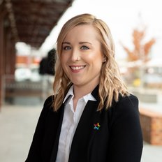 Professionals Wodonga - Sarann Sellars