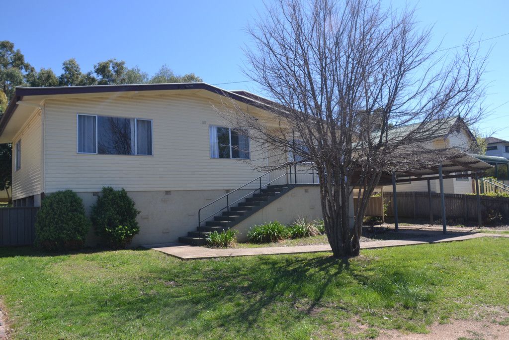 3 bedrooms House in 48 King street INVERELL NSW, 2360