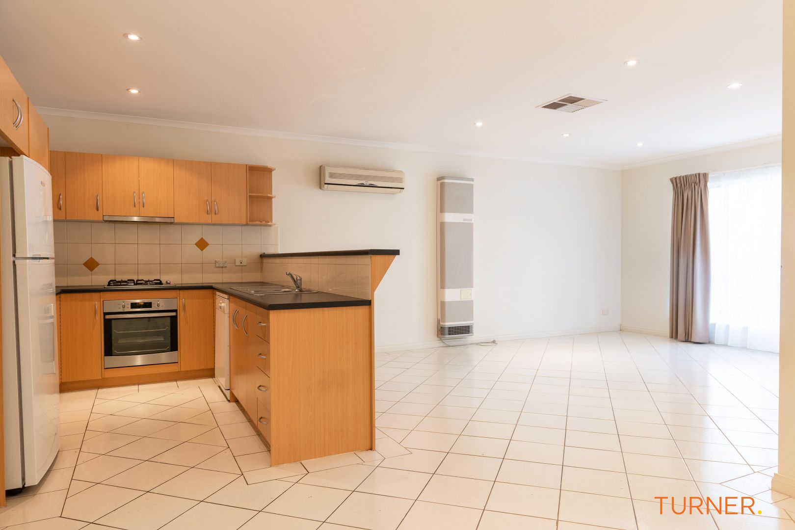 40 Kent Avenue, Clearview SA 5085 House For Rent 550 Domain