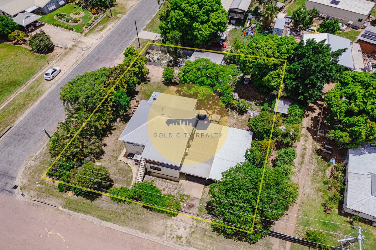 5 bedrooms House in 18 Craven Street QUEENTON QLD, 4820