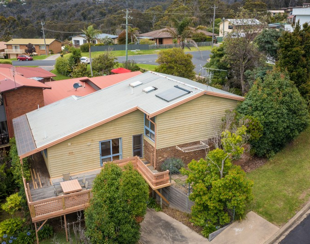 1 John Taylor Crescent, Tathra NSW 2550