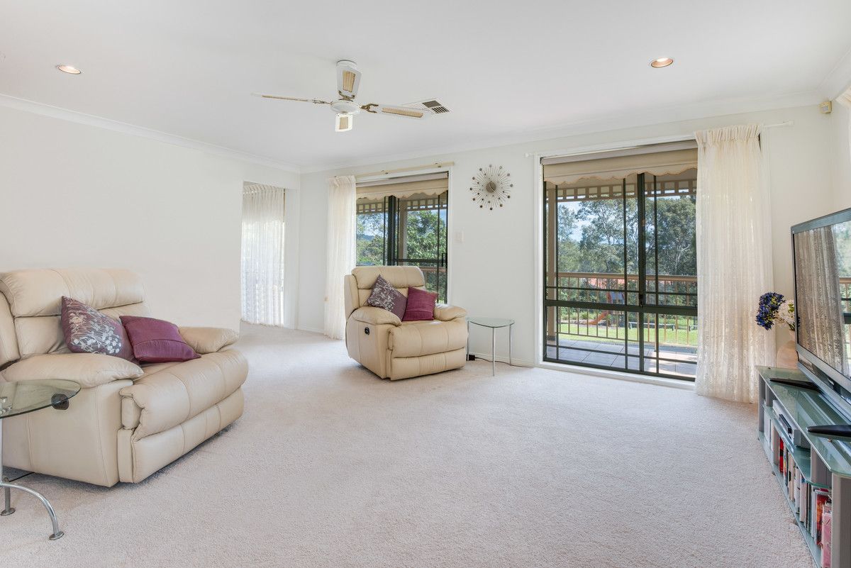 21 Bronzewing Drive, Erina NSW 2250, Image 2